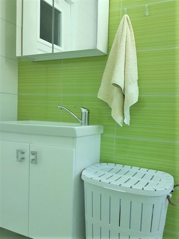 Central Modern Apt With Garden Struga Ngoại thất bức ảnh