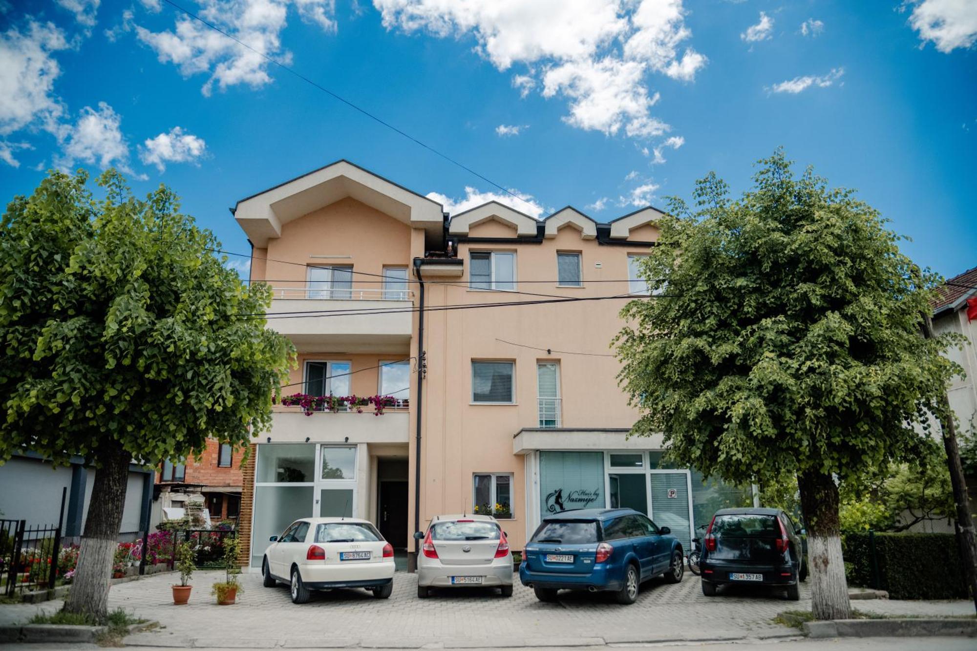Central Modern Apt With Garden Struga Ngoại thất bức ảnh